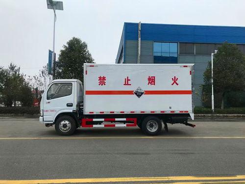 國(guo)六東(dong)風(feng)小(xiao)多(duo)利(li)卡(ka)4米(mi)2腐(fu)蝕(shi)品(pin)廂式(shi)運(yun)輸(shu)車